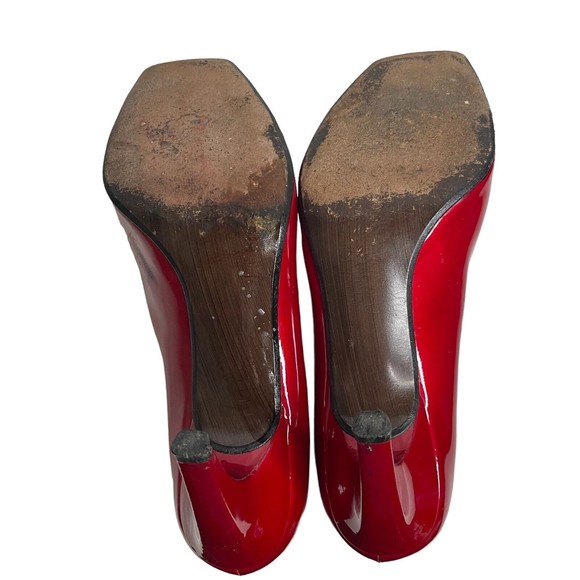 Stuart Weitzman Sashay Candy Apple Red Patent Leather Peep Toe Heels Sz 9.5 a24 - Picture 6 of 7